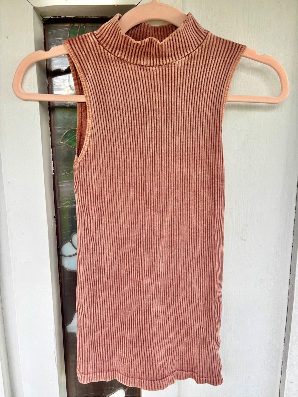 Free People XS/S Rust Brown Ribbed Mock Neck Sleeveless Top Keyhole Boho Y2K